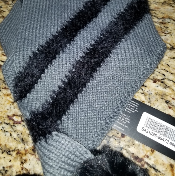 Scarf Set - Picture 3 of 3